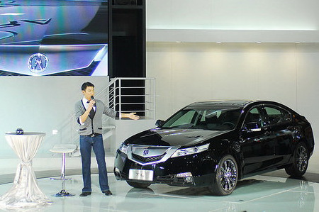 Andy Lau introduces Acura TL