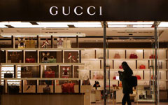 Chinese tourists to drive luxury products market