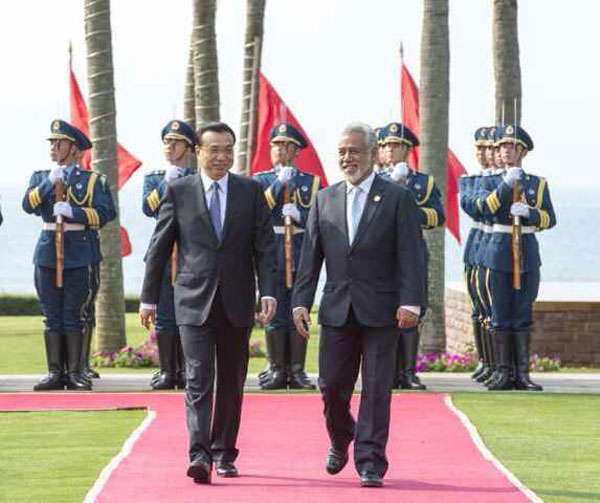 Premier Li meets with Timor Leste's Prime Minister