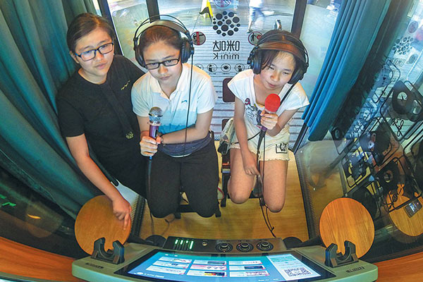 Karaoke craze hits the right notes