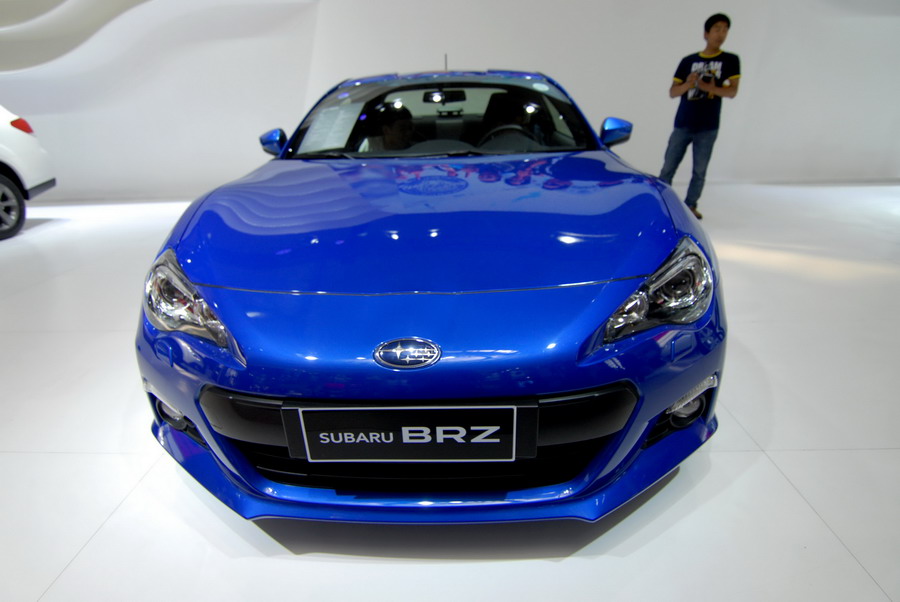 Car models shine at Qingdao auto show