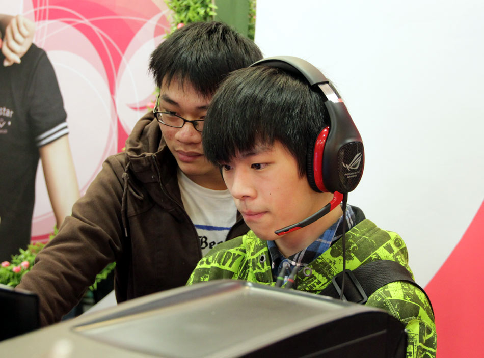 Taipei Game Show attracts geeky gamers