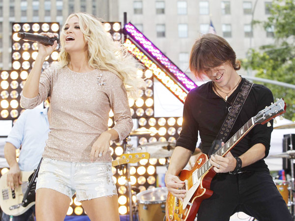 Carrie Underwood performs on 'Today' show