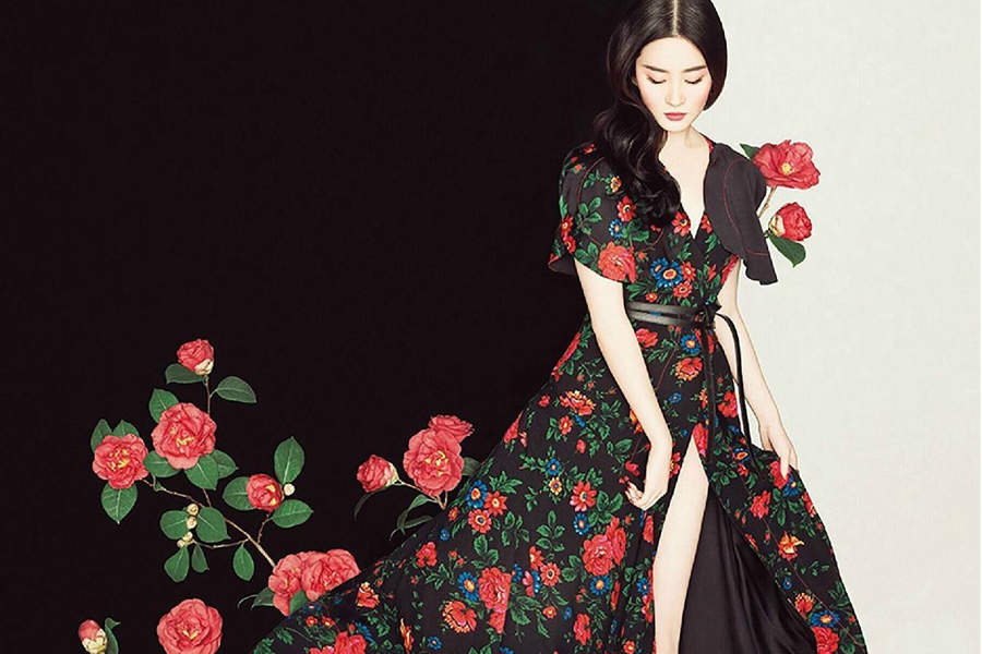 Female celebrities featured in Chinese-style fashion photos