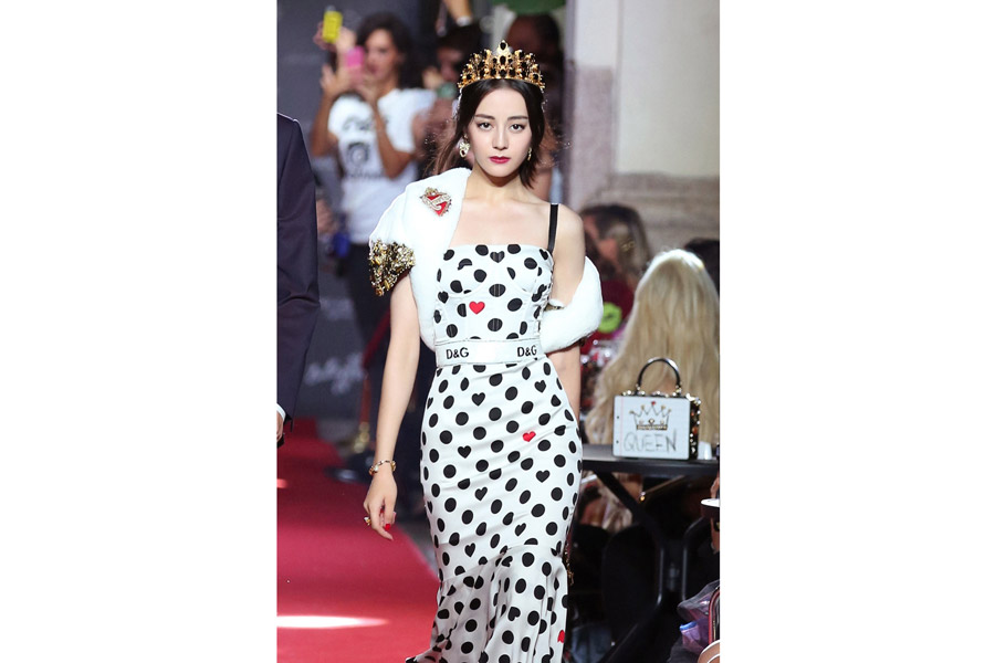 Dilraba Dilmurat spotted in Milan fashion week