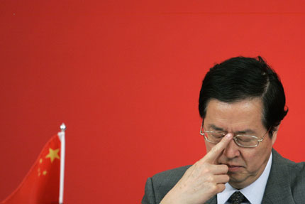 Governor of People's Bank of China Zhou Xiaochuan attends the closing session of the Board of Governors of the African Development Bank Group held in Shanghai May 17, 2007.