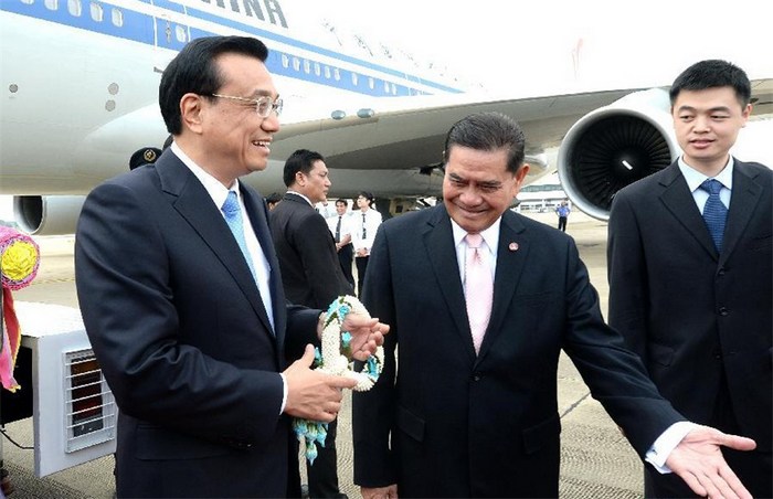 Chinese premier arrives in Bangkok, Thailand