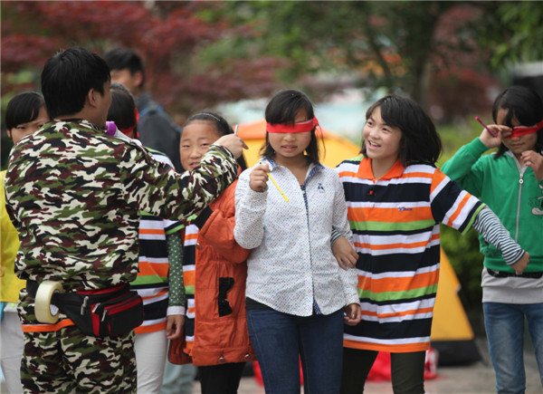 Caring volunteers who helped those in need