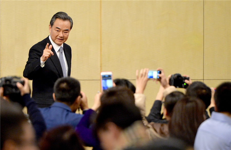 Chinese FM gives press conference for NPC session