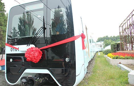 Cold-resistant train off assembly line