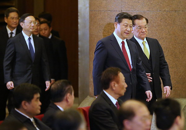 Xi Jinping meets KMT honorary chairman