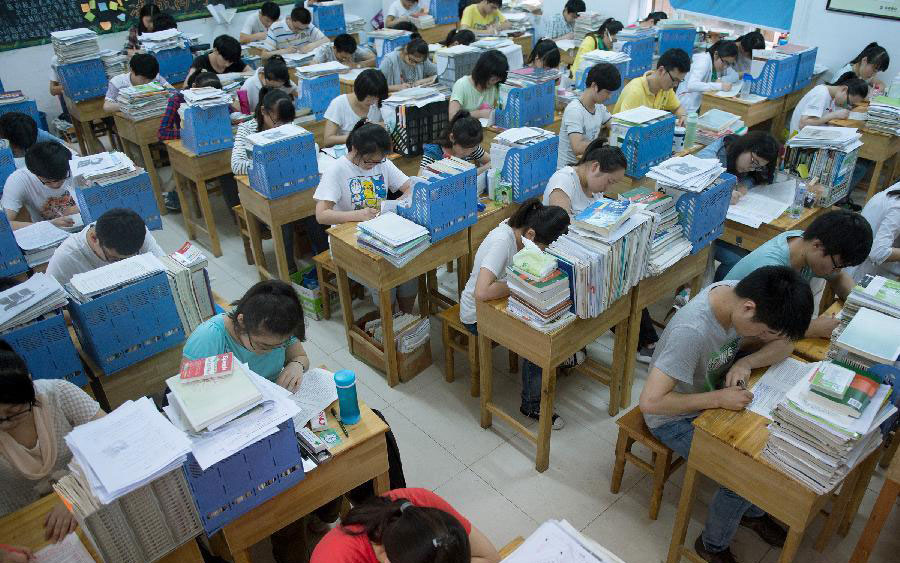 Students prepare to take national college entrance exams