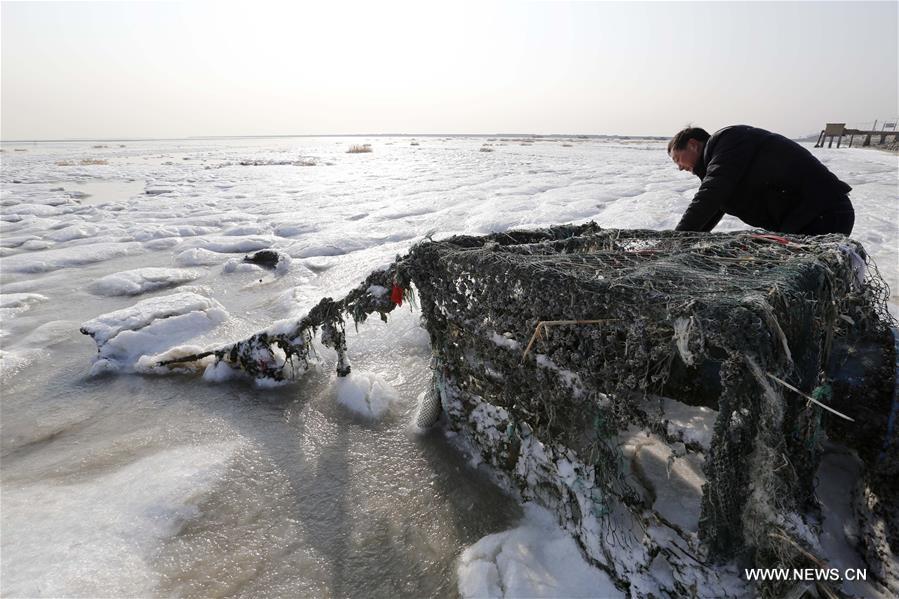 Cold wave sweeps across China