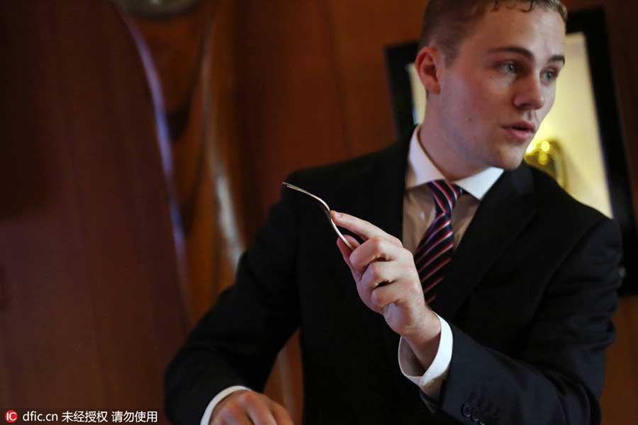 Wealthy Chinese children paying royal money to learn British manners