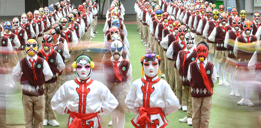 Students show creativity during exercise with Chinese opera masks