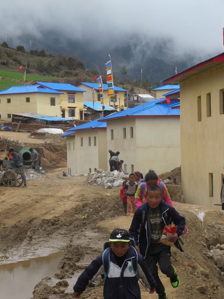 Road to reconstruction nears end in quake-hit Tibet