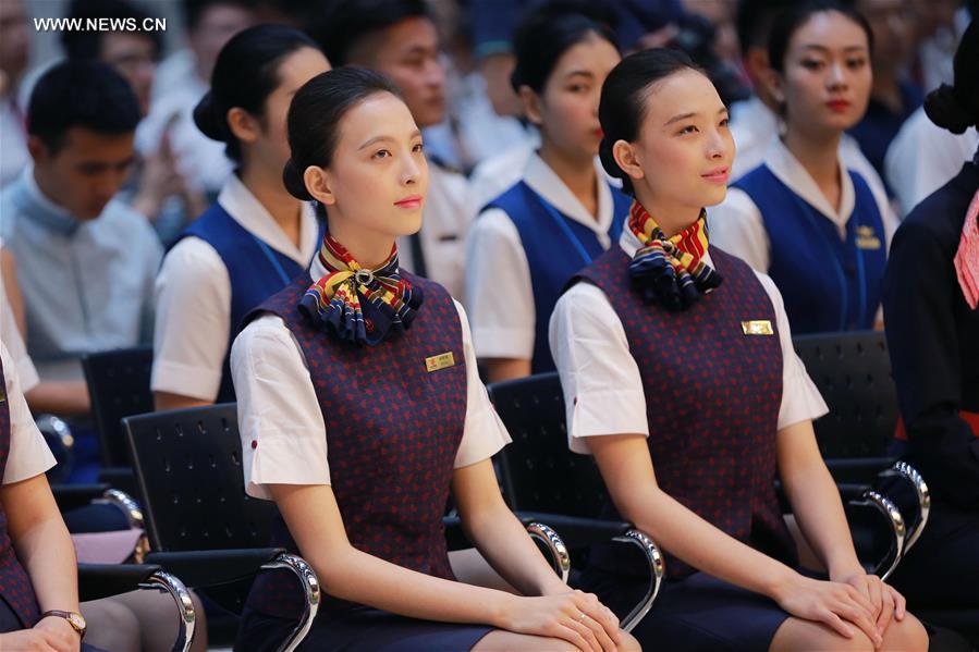 Students graduate from Civil Aviation University of China