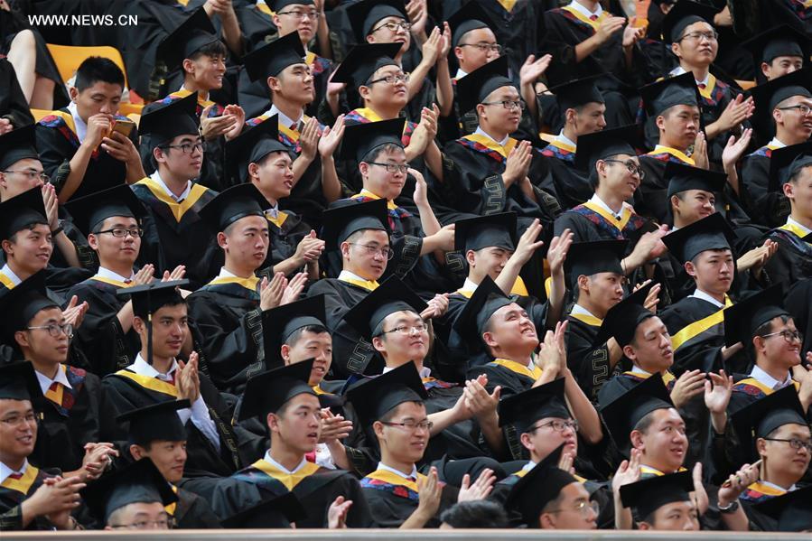 Students graduate from Civil Aviation University of China