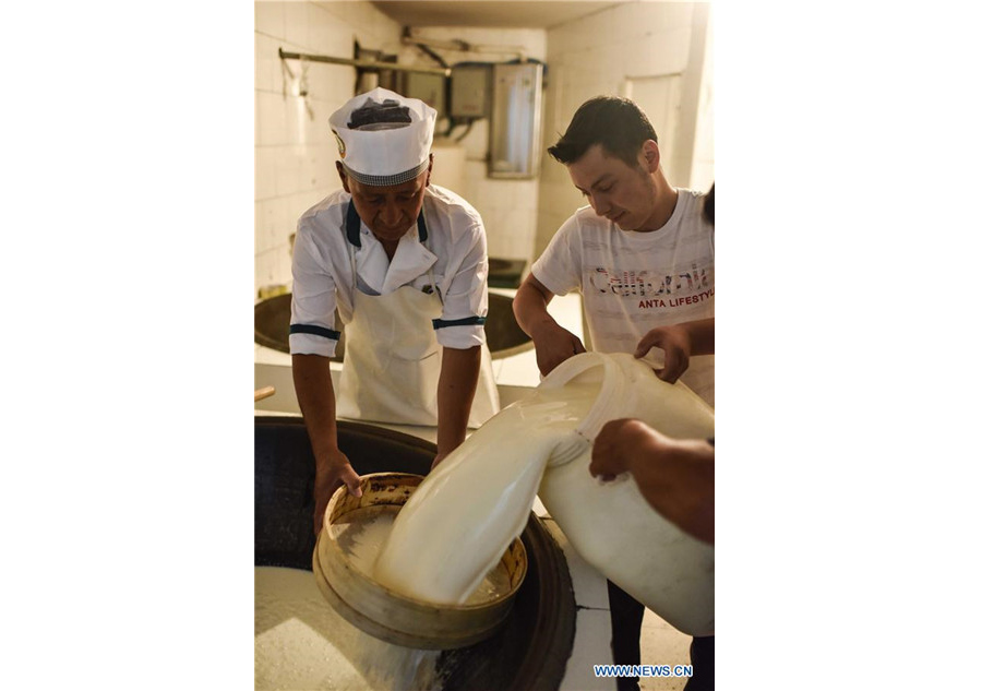 Oldest ice cream shop in NW China's Xinjiang