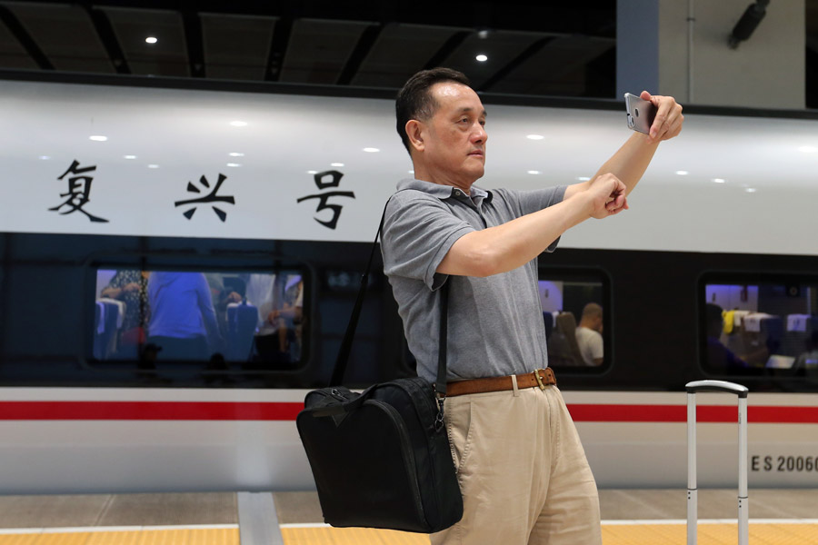 China's new bullet train world's fastest