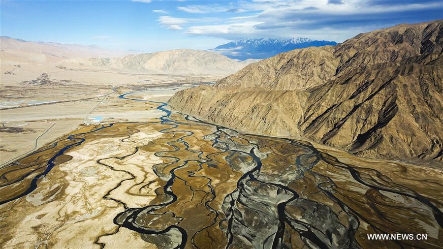 Scenery of Pamir Plateau in Xinjiang