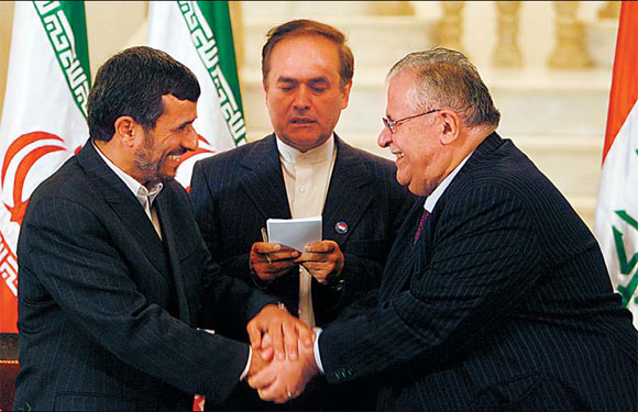 Ahmadinejad on historic Iraq visit