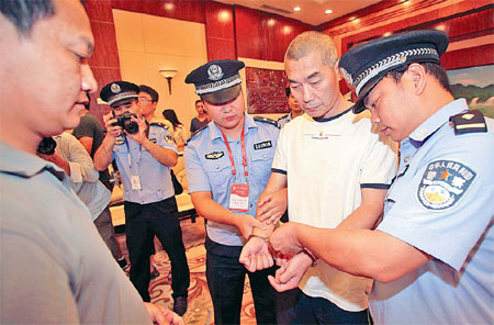 Taiwan fugitive handed over