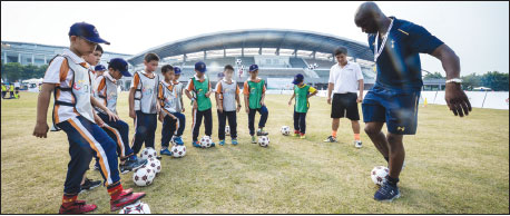 UK connection inspires China's football field of dreams