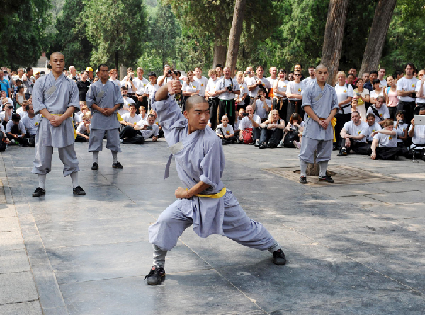 US martial artists arrive at Shaolin Temple