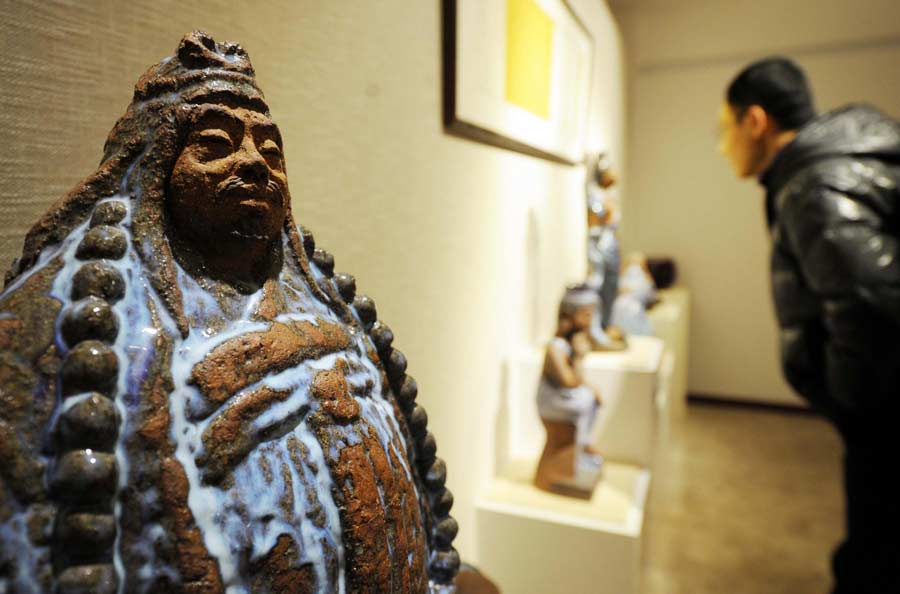 Exhibition on theme of Buddhism held in C China