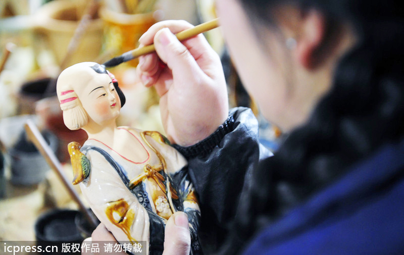 Henan preserves ancient figurine art