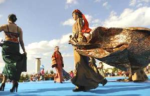 Highlights of Mongolian costume festival in Hulun Buir