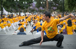 Chinese <EM>qigong</EM> gets popular in the world