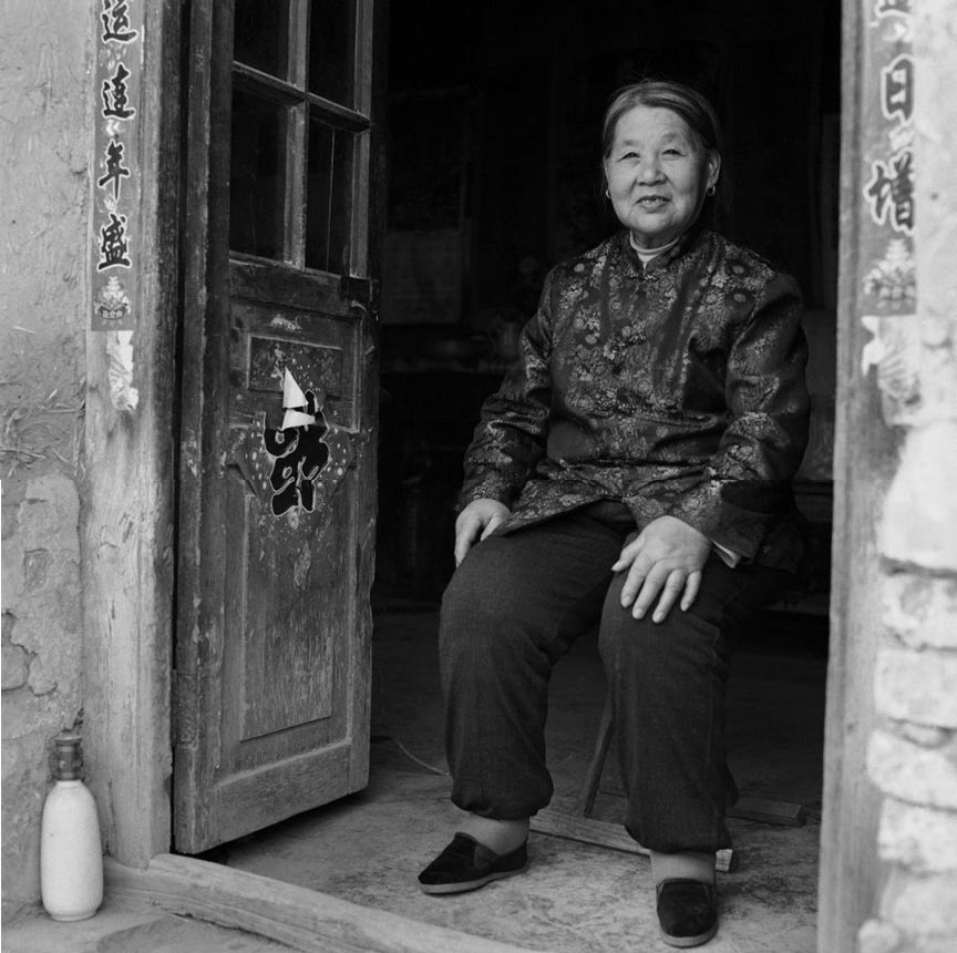 Chinese women with bound feet