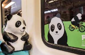 300 'Pandas' shown in Beijing