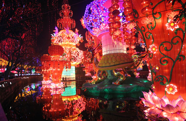 A sea of lanterns at Zigong festival