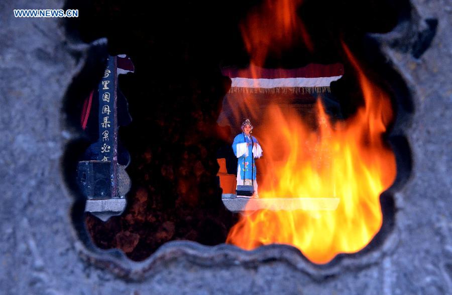 Traditional performing stages in China