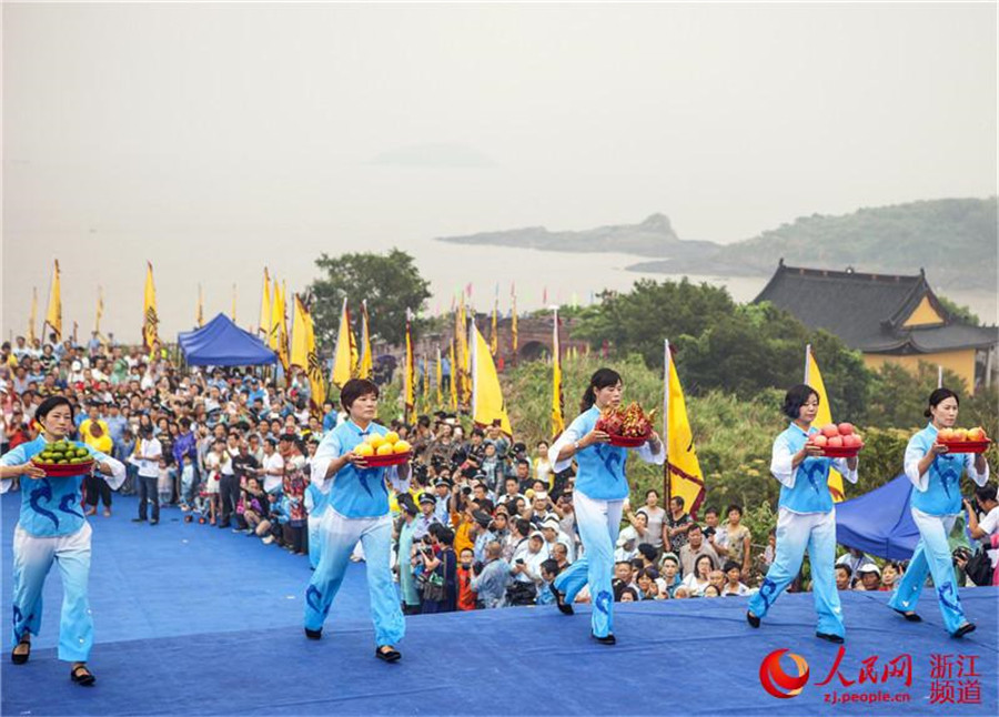 Ancient sea sacrifice ceremony held in Ningbo