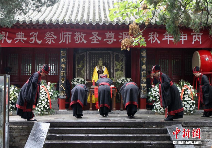 Ceremony marks birth anniversary of Confucius in Henan