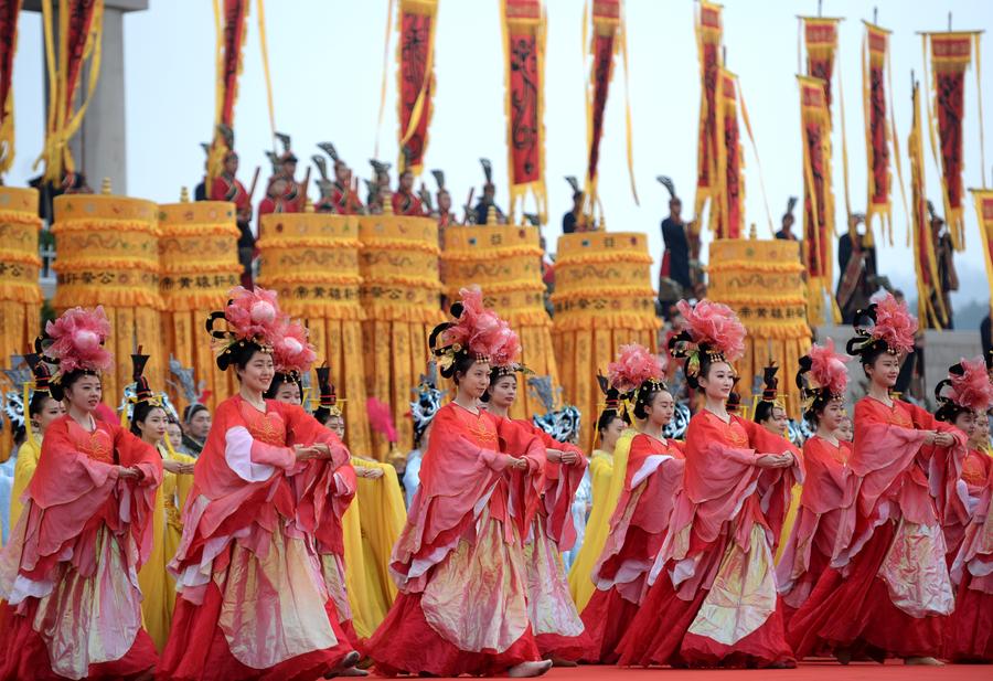 Memorial ceremony to worship 'Yellow Emperor' held in Shaanxi