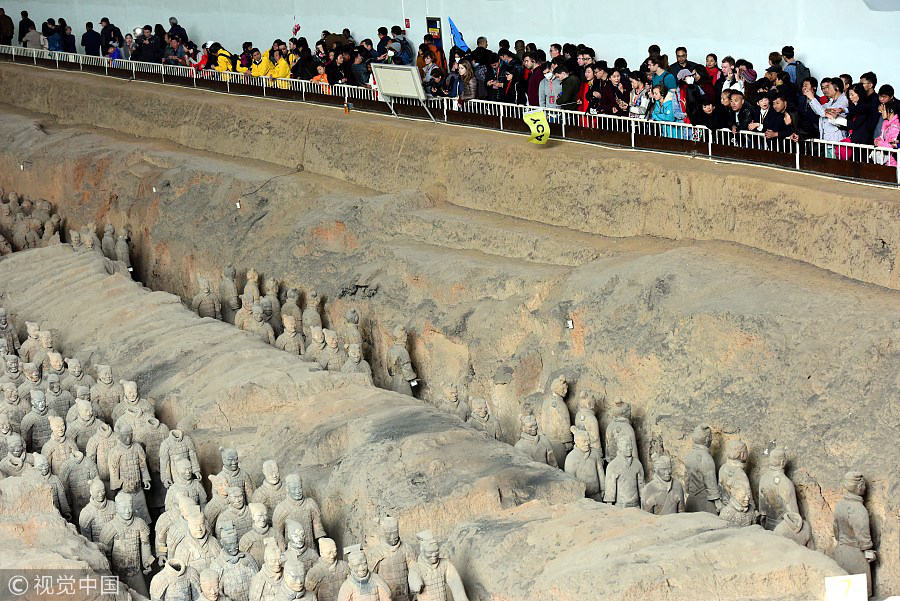 A glimpse of the past: Int'l students tour Xi'an