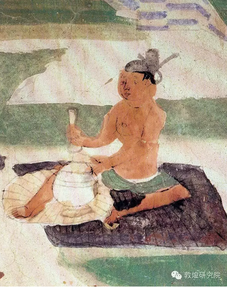 Frescos illustrate ancient workers in Dunhuang