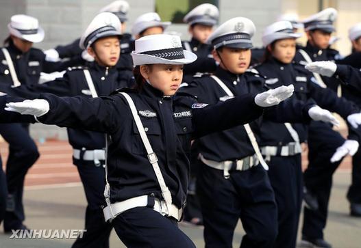 濟南：“小交警韻律操”進校園