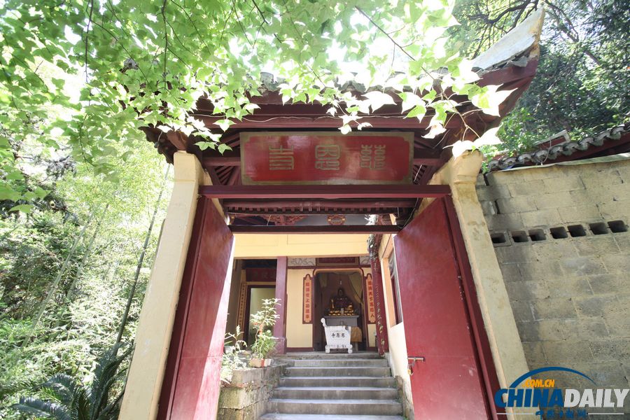 高清：臺州慈恩寺推出短期出家超千人報名 住持稱壓力大