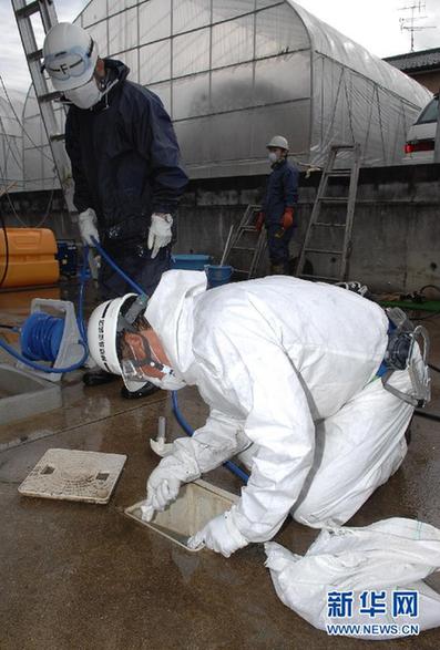 日本福島進行清除放射性物質作業