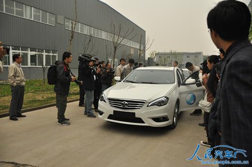 “新能源規劃”獲批 北汽純電動出租車率先交付