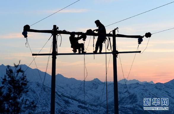 北京延慶暴雪后基本恢復供電