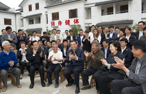 李克強在福建考察