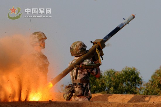 超震撼!國產高炮擊毀低空來襲目標瞬間