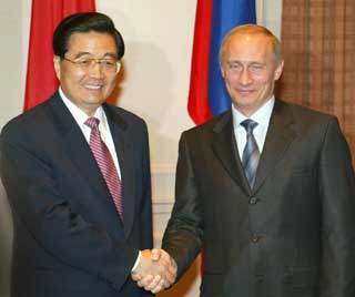 President Hu Jintao at SCO summit in Tashkent